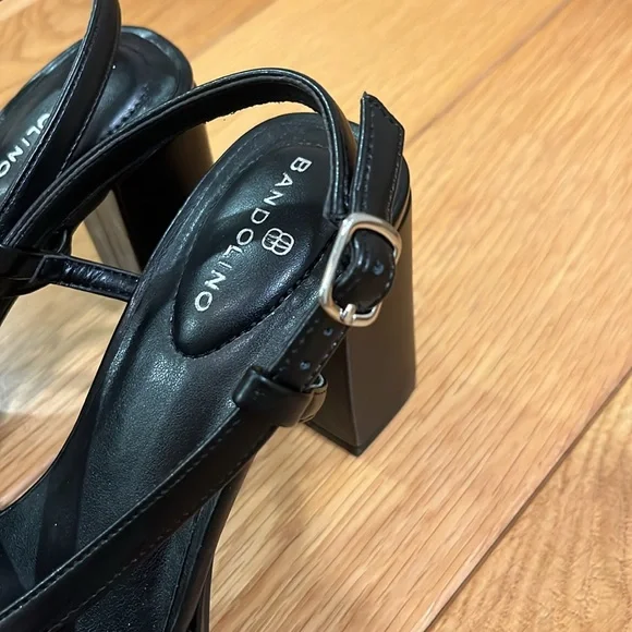 Bandolino Women's Brie Heeled Sandal Size 7M - Picture 8 of 16